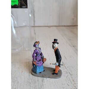 Lemax Evening Promenade spooky town Village Halloween accessory‎